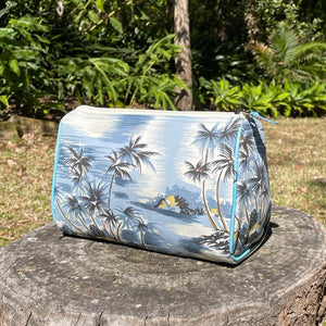 Vintage Hawaiian Classic Toiletries Bag