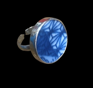 Vintage Porcelain and Sterling Silver Ring Blues