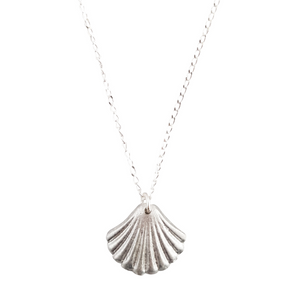 LOVEbomb Shell Fan Necklace 45cm