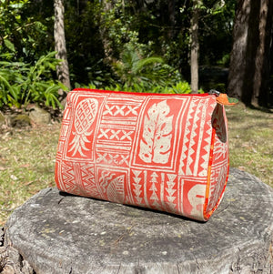Vintage Hawaiian Tribal Toiletries Bag