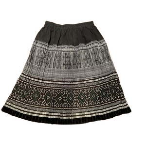 Hilltribe Vintage Fabric Skirt Black